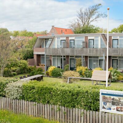 achtertuin-hotel-wadden-vlieland