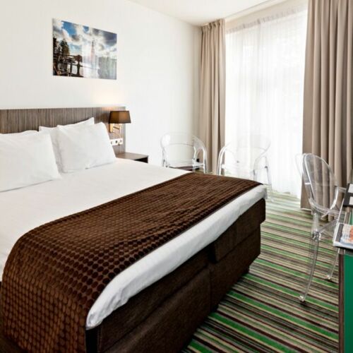 cosy-double-room-cityview-city-centre-hotel-amsterdam