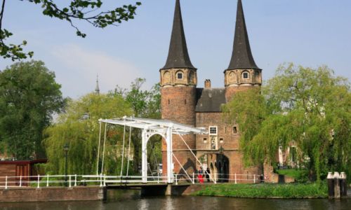 VRIJ- Bezoek boeiend en<br/></noscript>pittoresk Delft