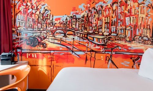 single-kamer-bureau-art-hotel-amsterdam