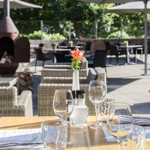 terras-brasserie-westcord-aparthotel-boschrijck-terschelling