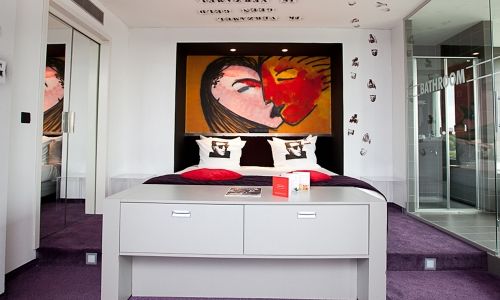 herman-brood-suite-art4-hotel-amsterdam