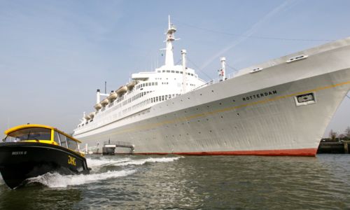 VROUW - Welkom aan boord van het ss Rotterdam